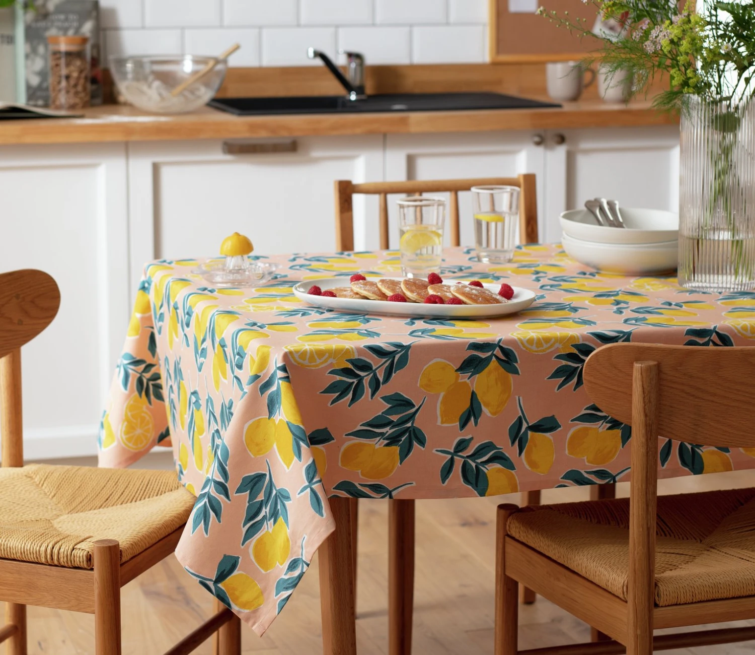 Habitat Lemons Wipe Clean Tablecloth - Multicoloured 2 Habitat Lemons Wipe Clean Tablecloth - Multicoloured - Image 2