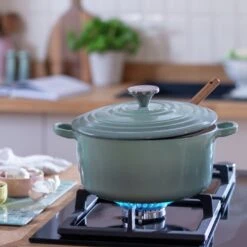 Habitat 3.3 Litre Cast Iron Casserole Dish - Green -Habitat Store 1258394 R Z002C