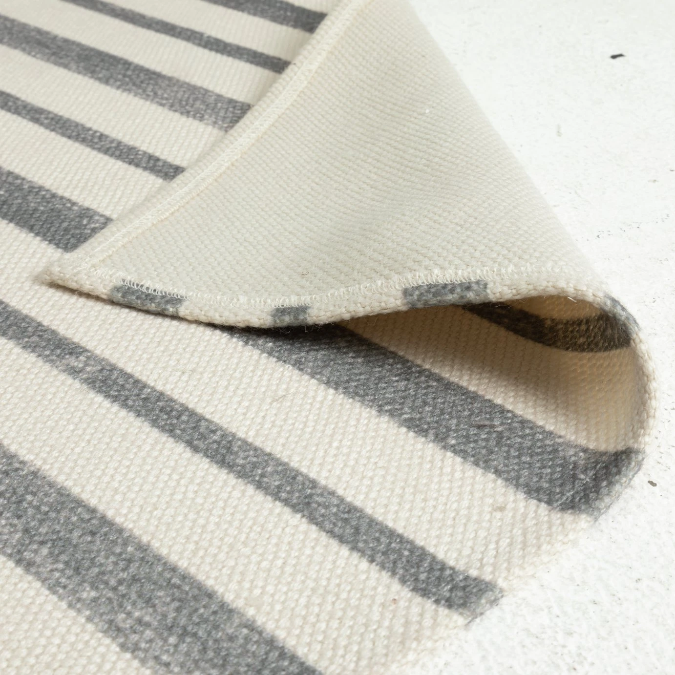 Habitat Grey Stripe Outdoor Rug 5 Habitat Grey Stripe Outdoor Rug - Image 5