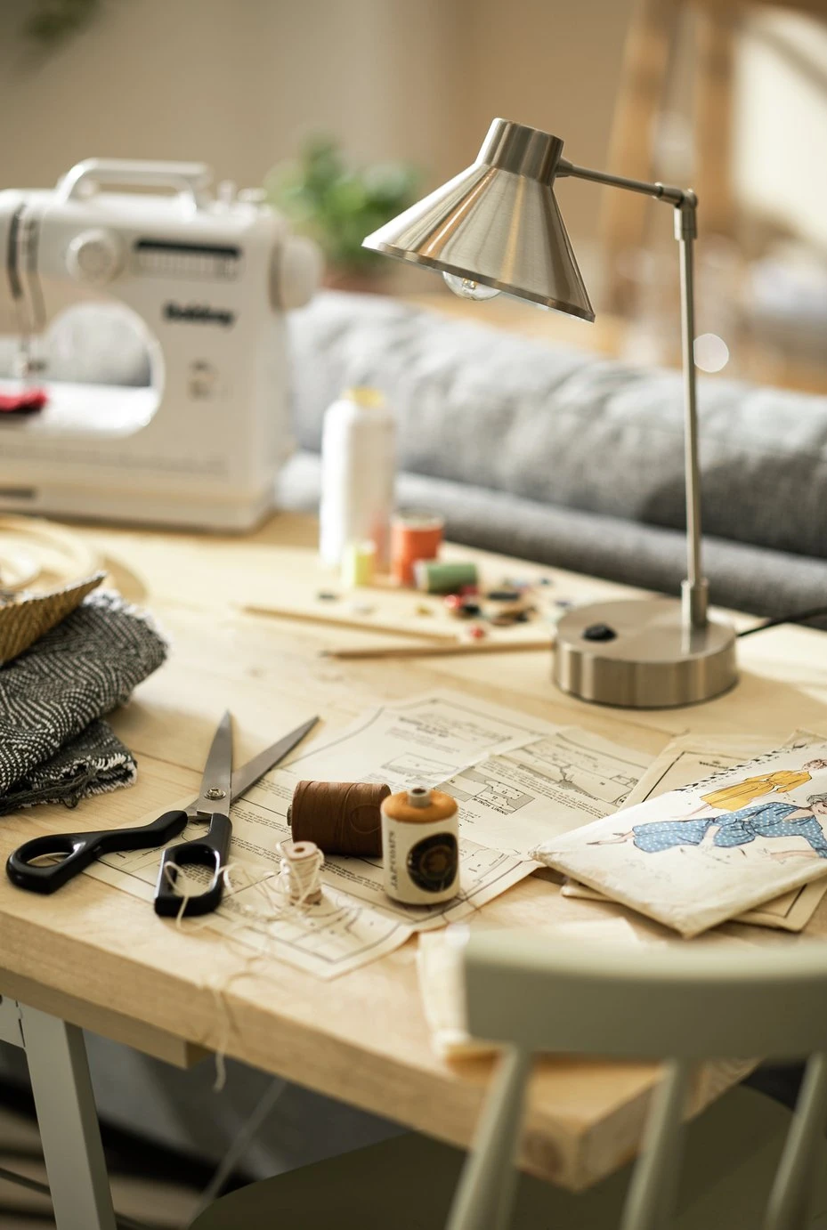 Habitat Bobby Metal Desk Lamp - Silver 5 Habitat Bobby Metal Desk Lamp - Silver - Image 5