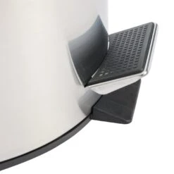 Habitat 12 Litre Round Pedal Bin - Silver 6 Habitat 12 Litre Round Pedal Bin - Silver -Habitat Store 1933286 R Z003A