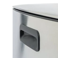 Habitat 40 Litre Twin Compartment Pedal Bin - Silver 9 Habitat 40 Litre Twin Compartment Pedal Bin - Silver -Habitat Store 2014410 R Z005A