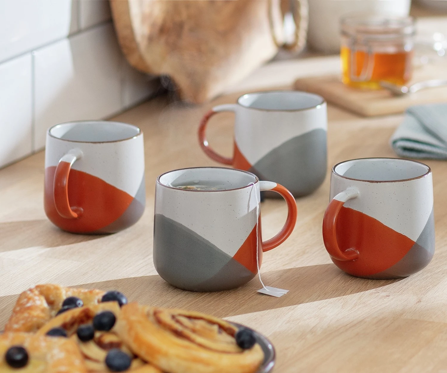 Habitat Dipped Speckle Set Of 4 Mugs 2 Habitat Dipped Speckle Set Of 4 Mugs - Image 2