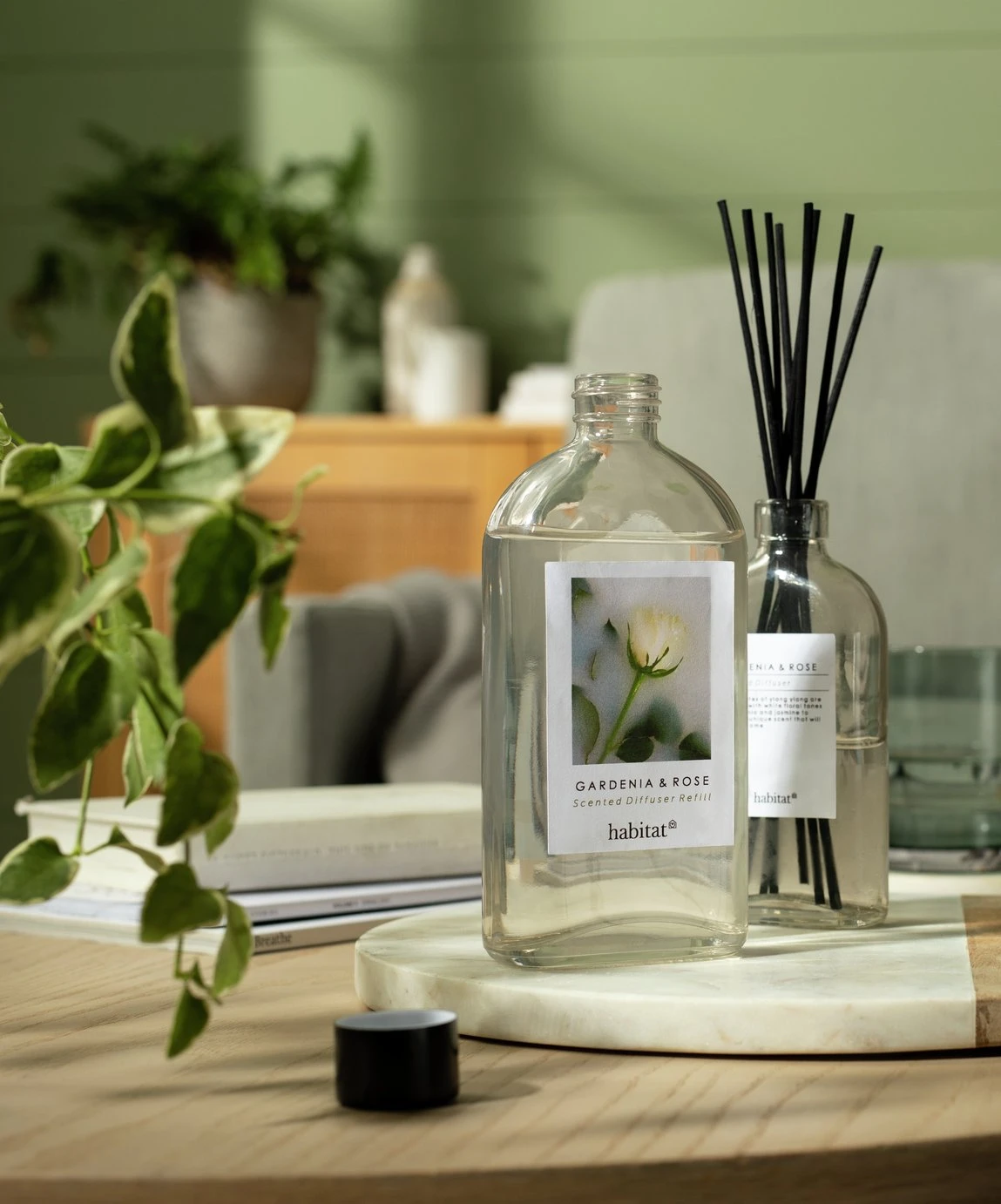 Habitat 300ml Diffuser Refill - Gardenia & Rose 2 Habitat 300ml Diffuser Refill - Gardenia & Rose - Image 2