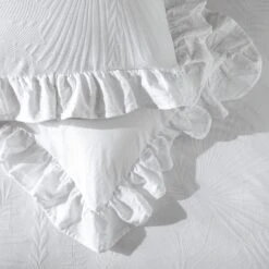 Habitat Cotton 180TC Leaf Matelasse White Bedding - Double 13 Habitat Cotton 180TC Leaf Matelasse White Bedding - Double -Habitat Store 4096429 R Z004C