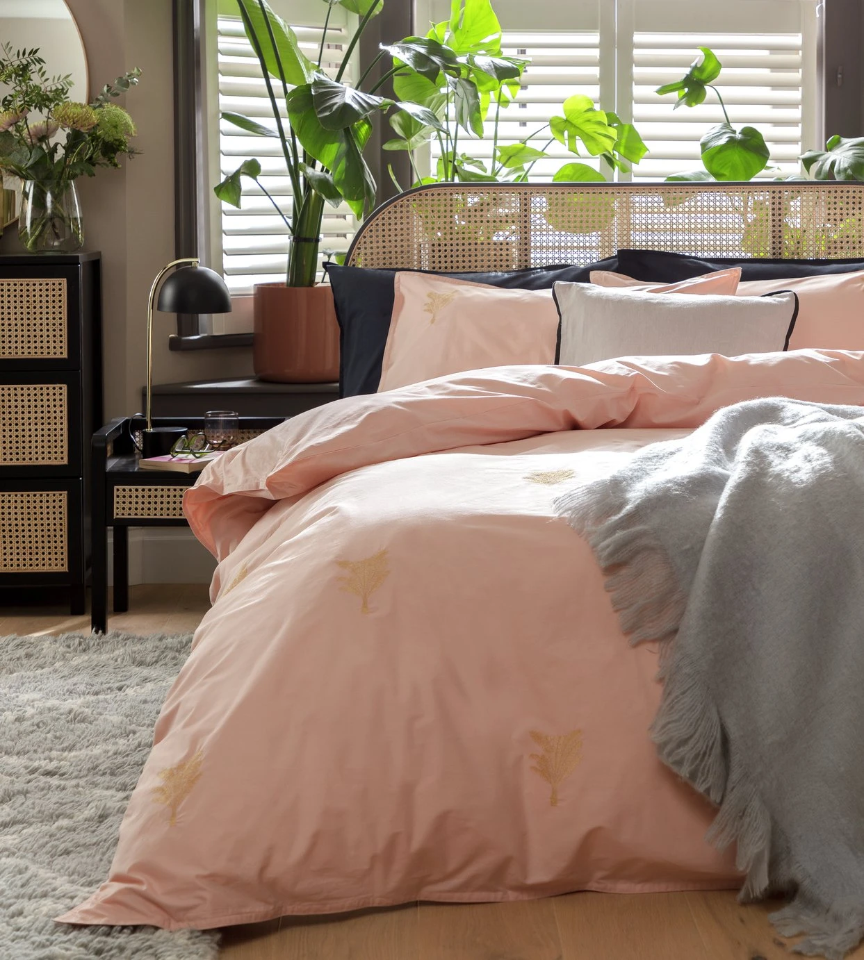 Habitat Embroidered Palm Pink Bedding Set - Single 1 Habitat Embroidered Palm Pink Bedding Set - Single