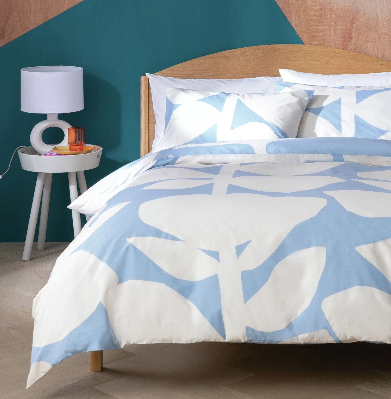 Habitat 180TC Abstract Floral Blue Bedding Set - Single 1 Habitat 180TC Abstract Floral Blue Bedding Set - Single