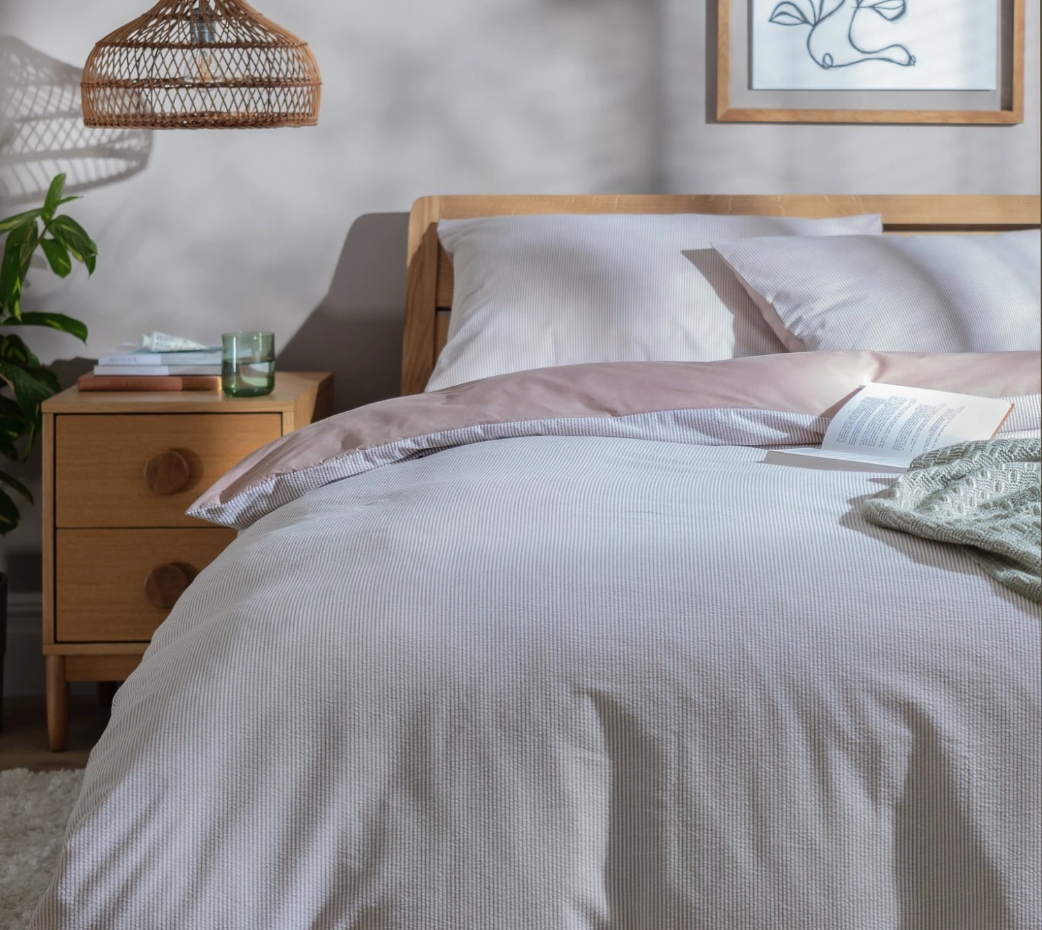 Habitat Retreat Striped Blush & White Bedding Set - Single 1 Habitat Retreat Striped Blush & White Bedding Set - Single