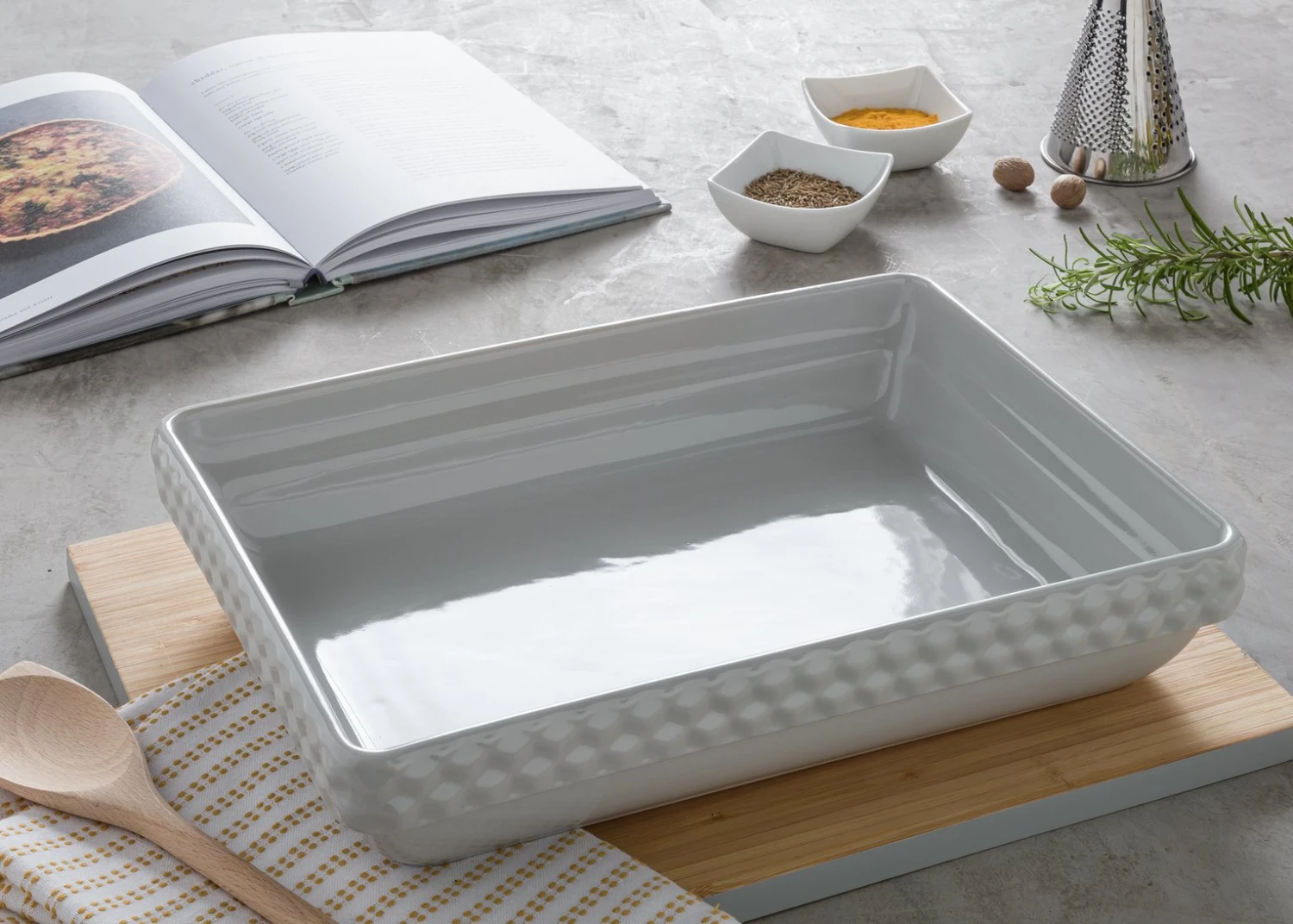 Habitat Ceramic Rectangular Stacking Roaster - Large 2 Habitat Ceramic Rectangular Stacking Roaster - Large - Image 2