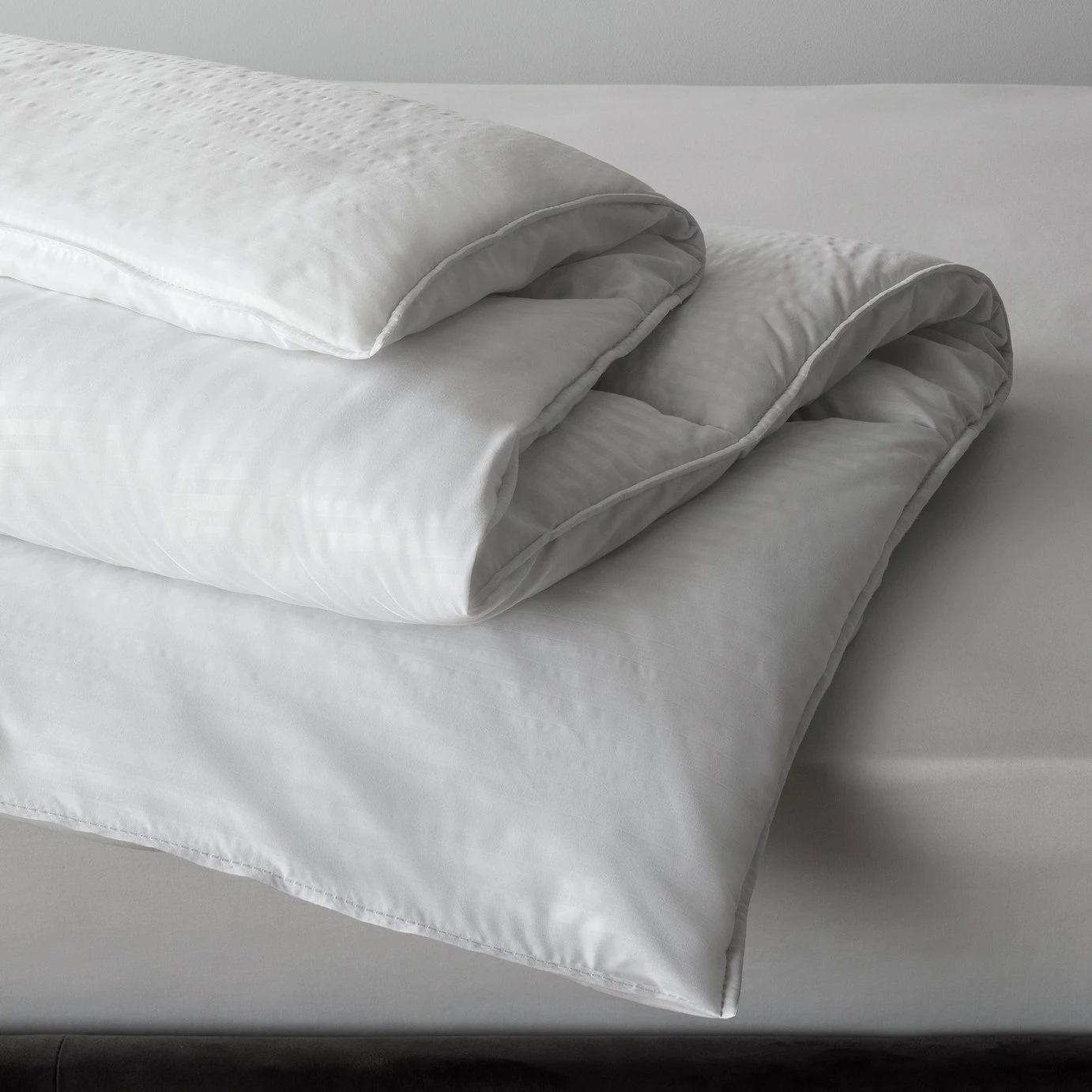 Habitat Feels Like Down 10.5 Tog Duvet - Double 6 Habitat Feels Like Down 10.5 Tog Duvet - Double - Image 6