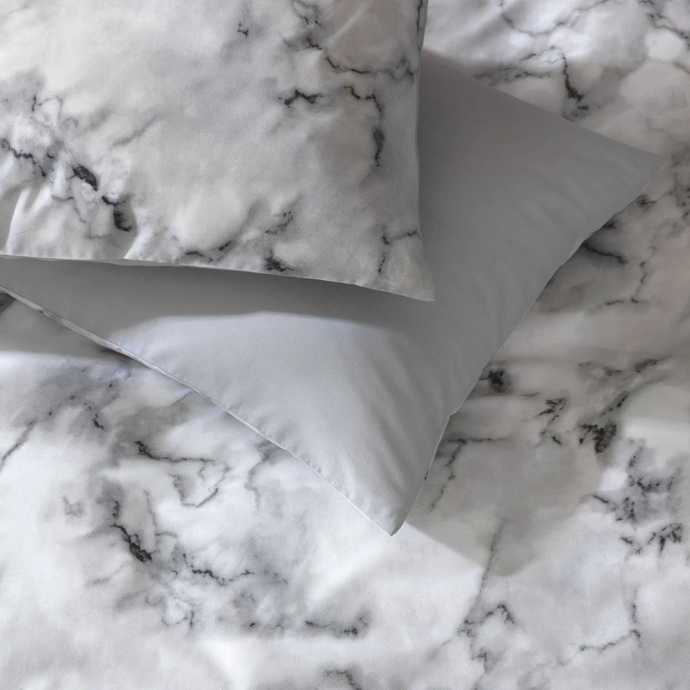 Habitat Marble White & Black Bedding Set - Single 4 Habitat Marble White & Black Bedding Set - Single - Image 4