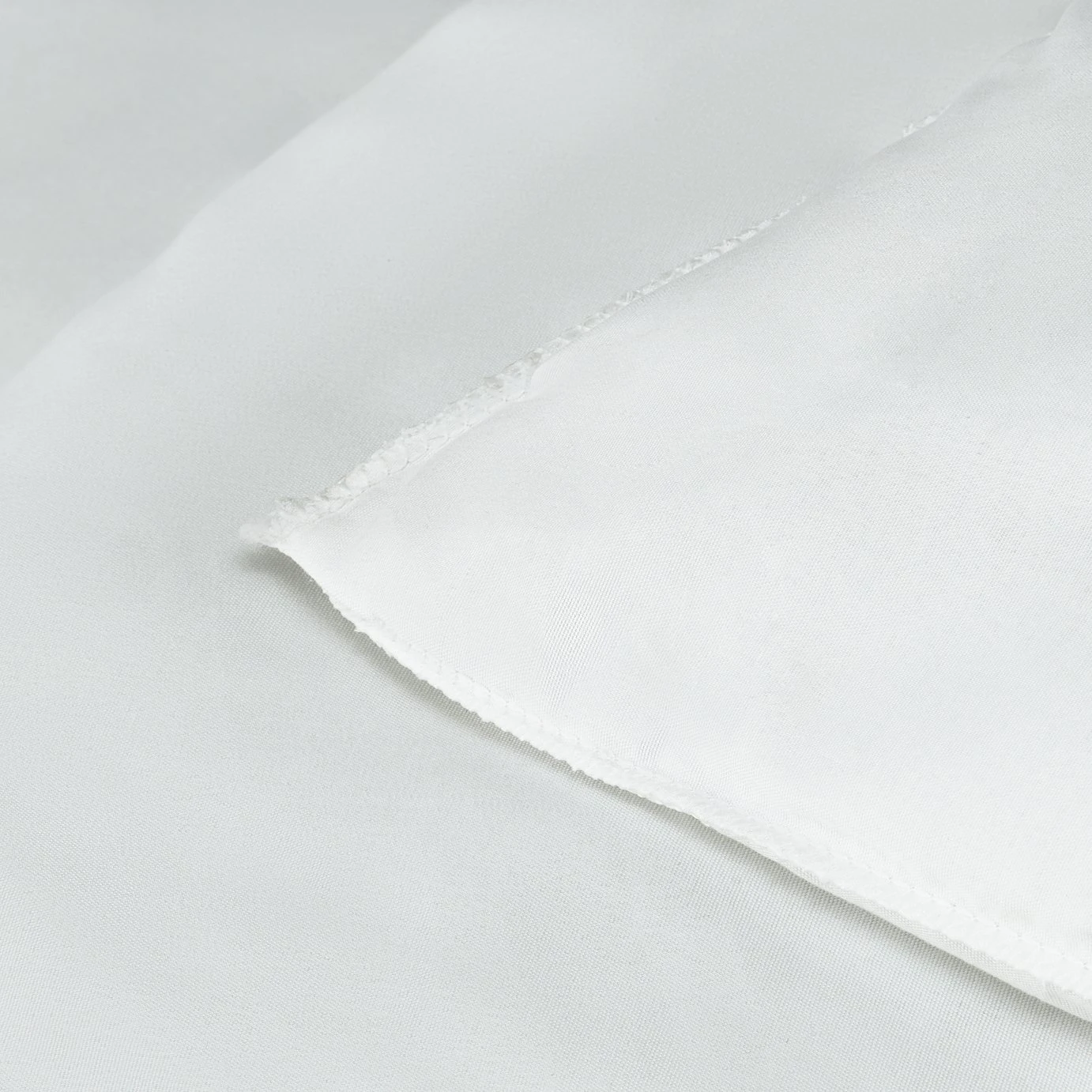 Habitat Supersoft Washable 13.5 Tog Duvet - Single 4 Habitat Supersoft Washable 13.5 Tog Duvet - Single - Image 4