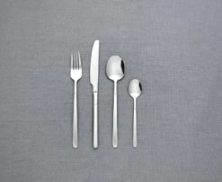 Habitat 16 Piece Infinity Cutlery Set 5 Habitat 16 Piece Infinity Cutlery Set -Habitat Store 8378617 R Z004C