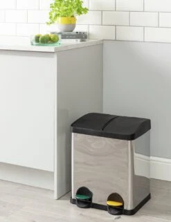 Habitat 30 Litre Twin Compartment Recycling Bin 11 Habitat 30 Litre Twin Compartment Recycling Bin -Habitat Store 9179406 R Z010C