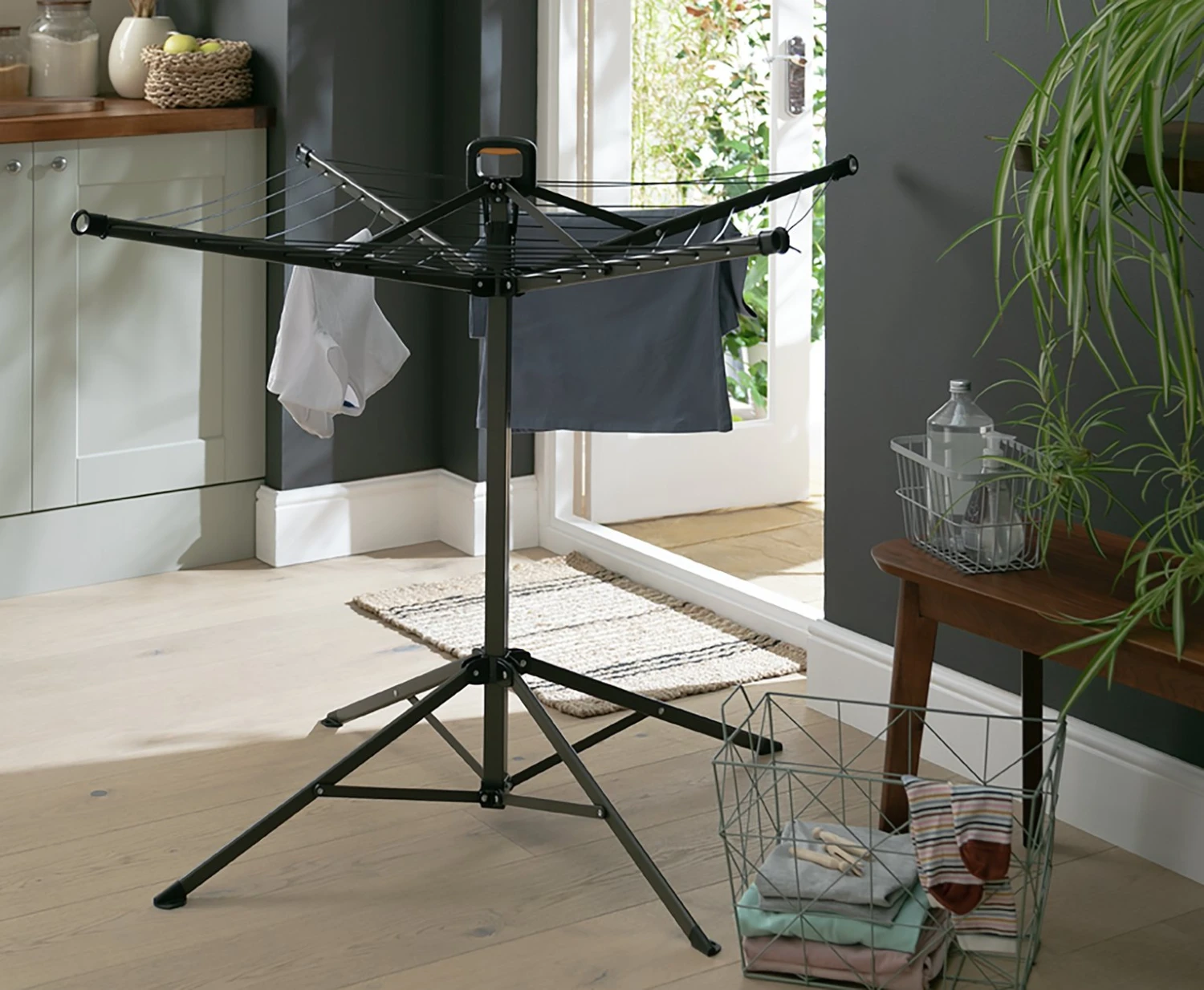 Habitat 17m Freestanding Indoor Airer 2 Habitat 17m Freestanding Indoor Airer - Image 2