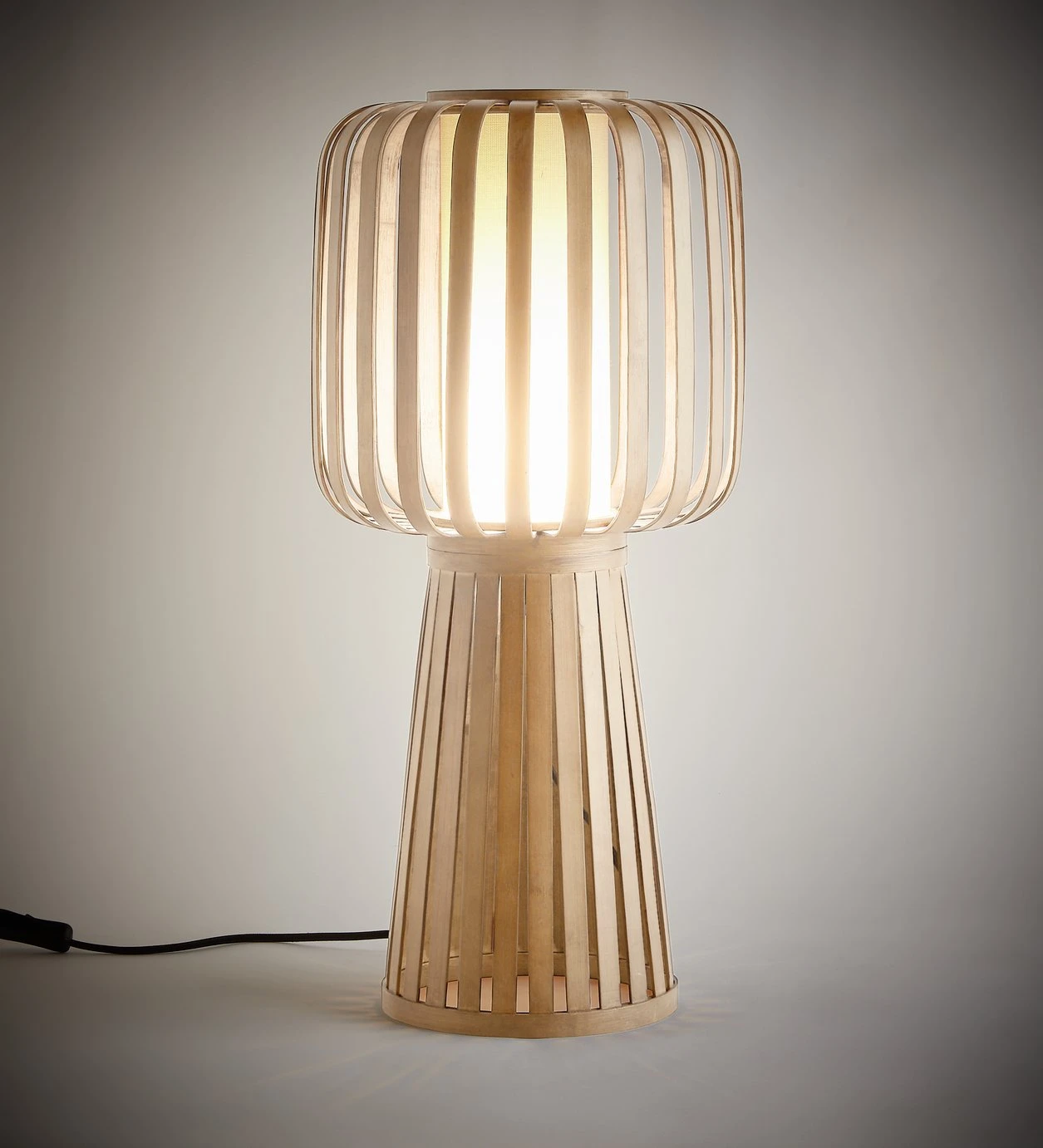 Habitat Achille Bamboo Table Lamp - Natural & White 7 Habitat Achille Bamboo Table Lamp - Natural & White - Image 7