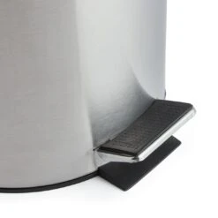 Habitat 12 Litre Domed Pedal Bin - Silver 8 Habitat 12 Litre Domed Pedal Bin - Silver -Habitat Store 9212703 R Z003A