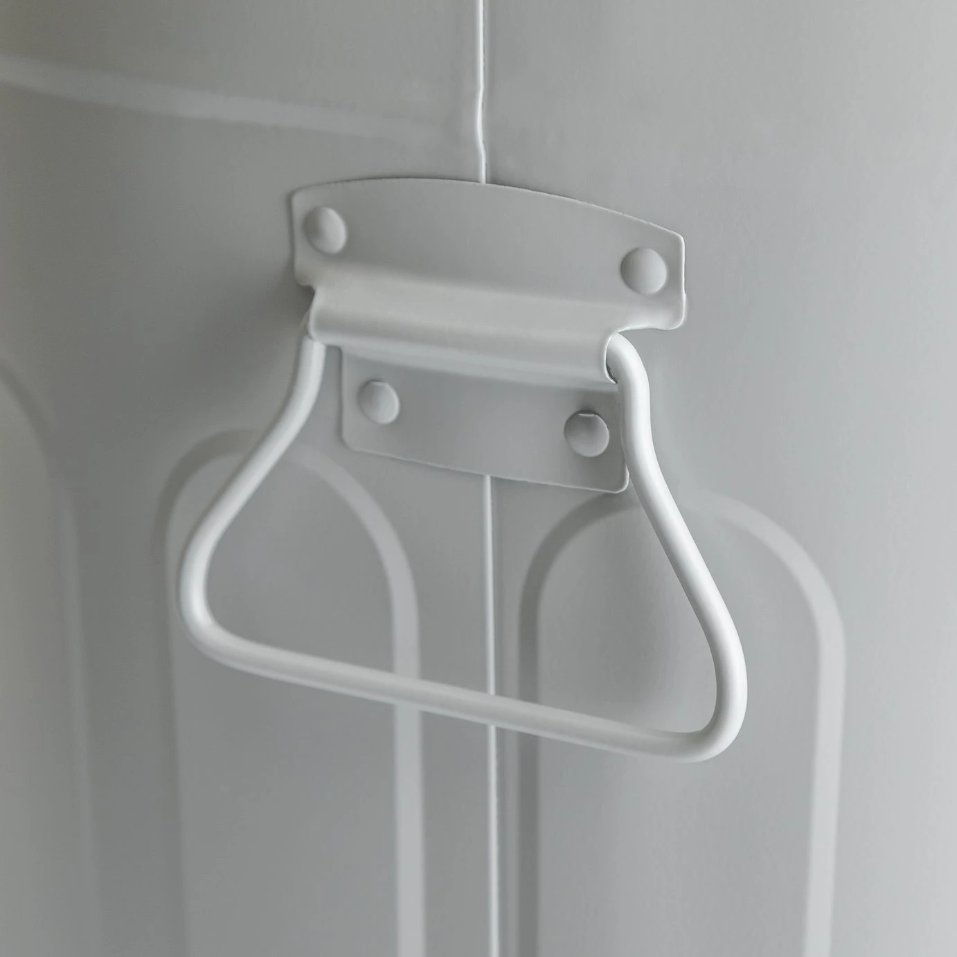 Habitat 49 Litre Trash Can Waste Bin - Grey 3 Habitat 49 Litre Trash Can Waste Bin - Grey - Image 3