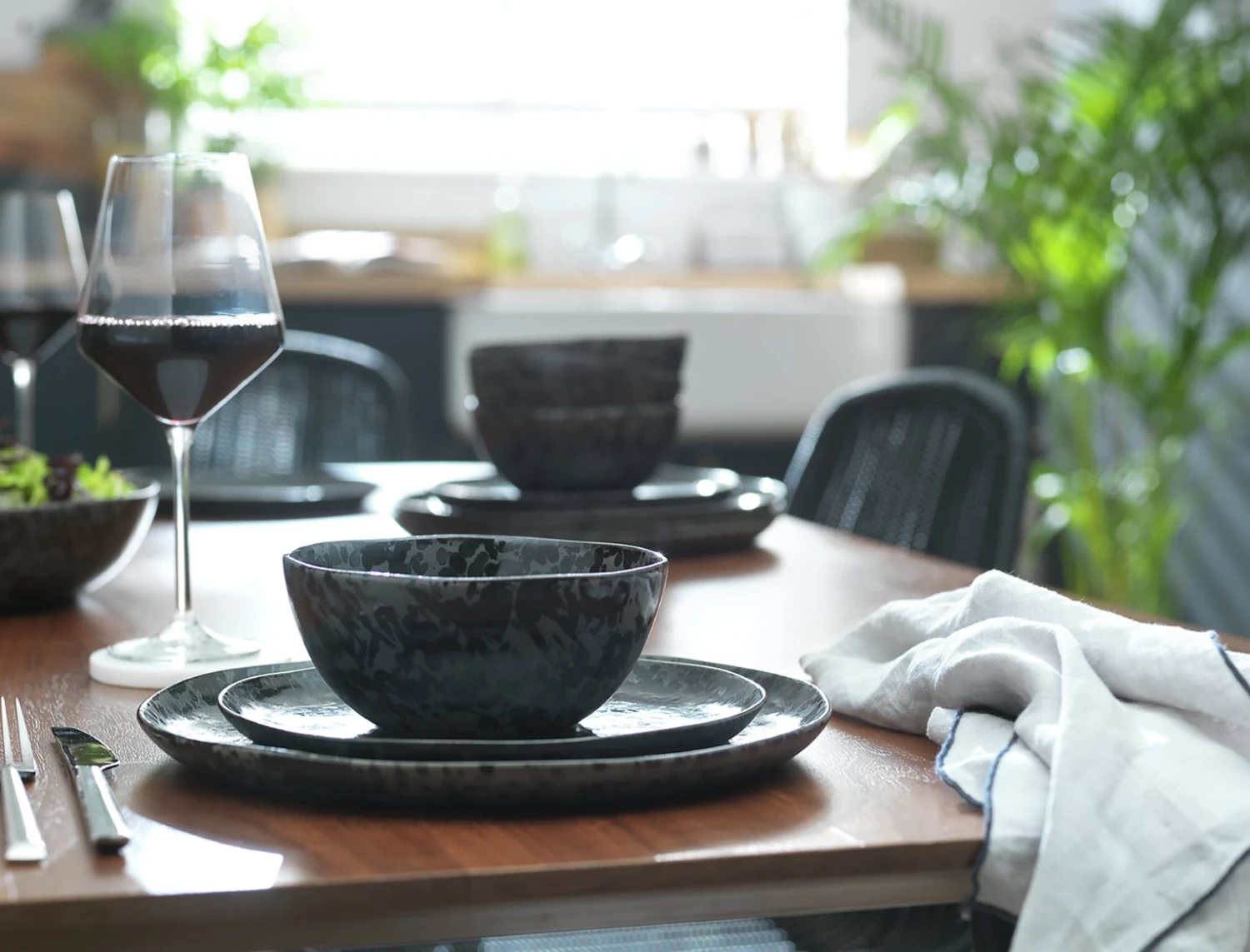 Habitat Preto 12 Piece Stoneware Dinner Set - Black 2 Habitat Preto 12 Piece Stoneware Dinner Set - Black - Image 2