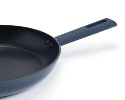 Habitat 28cm Non Stick Aluminium Frying Pan 7 Habitat 28cm Non Stick Aluminium Frying Pan -Habitat Store 9397563 R Z003A