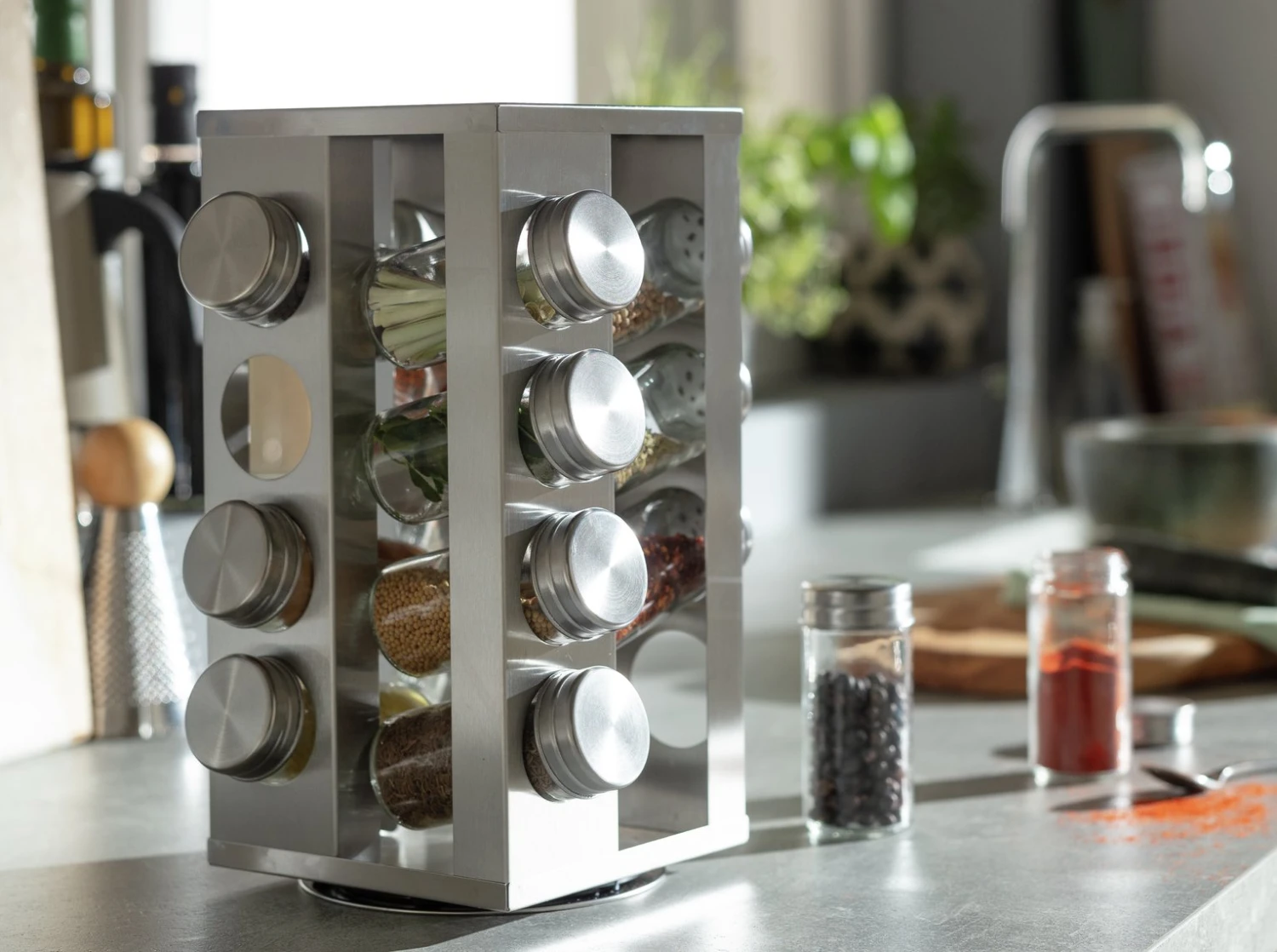 Habitat 16 Jar Stainless Steel Revolving Spice Rack 2 Habitat 16 Jar Stainless Steel Revolving Spice Rack - Image 2