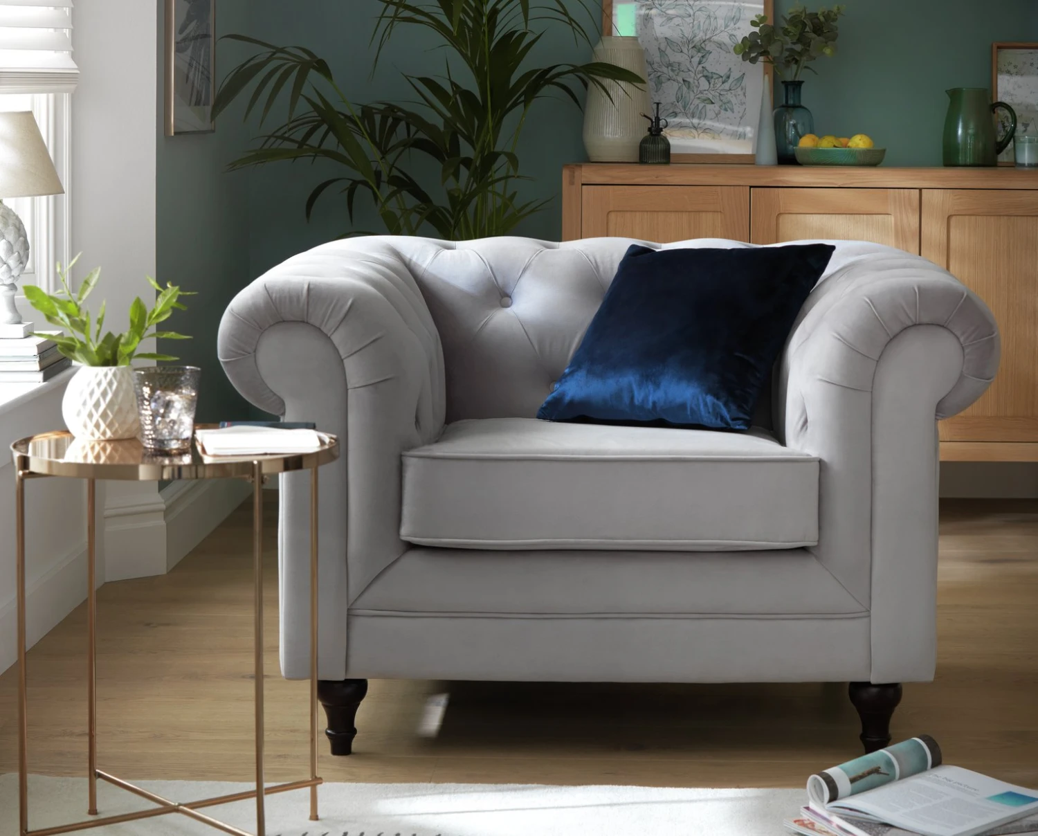 Habitat Chesterfield Velvet Armchair - Green 2 Habitat Chesterfield Velvet Armchair - Green - Image 2