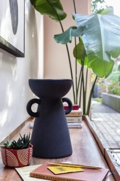 Habitat Large Ceramic Vase With Handles - Black 9 Habitat Large Ceramic Vase With Handles - Black -Habitat Store 9509131 R Z005C