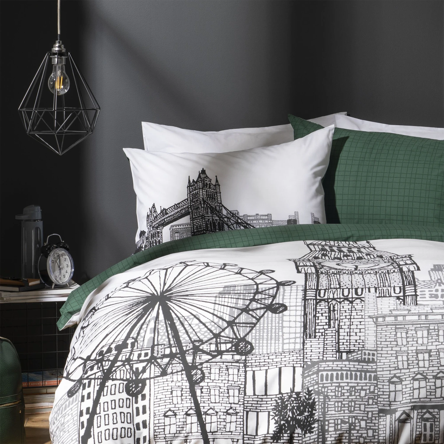 Habitat London Skyline Print Black &White Bedding Set-Single 1 Habitat London Skyline Print Black &White Bedding Set-Single