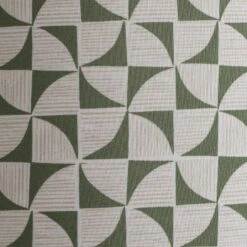 Habitat Cabin Retreat 30cm Block Shade - Green And White -Habitat Store 9523928 R Z002A