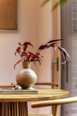 Habitat Mango Wood Vase - Natural 9 Habitat Mango Wood Vase - Natural -Habitat Store 9573662 R Z005C