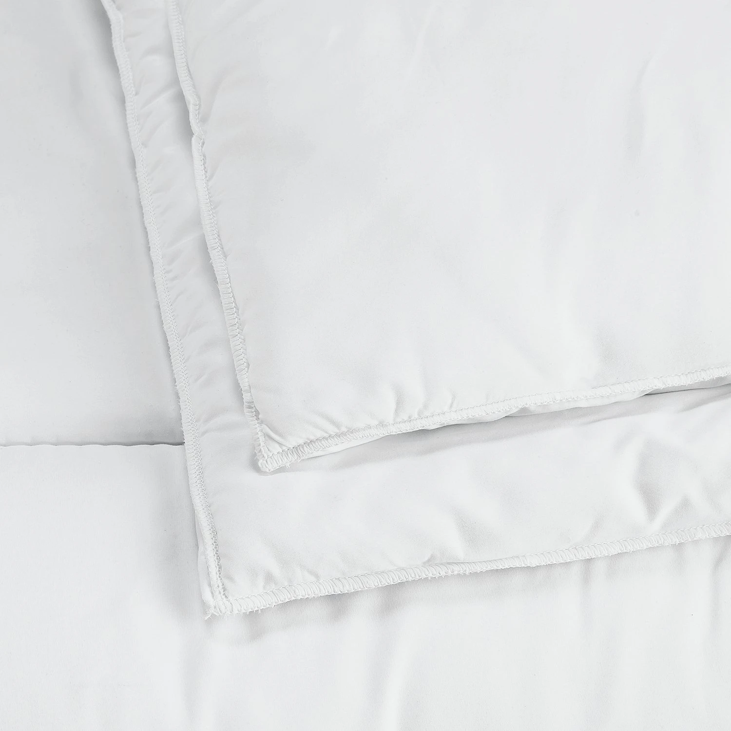 Habitat Supersoft Washable 7.5 Tog Duvet - Single 2 Habitat Supersoft Washable 7.5 Tog Duvet - Single - Image 2