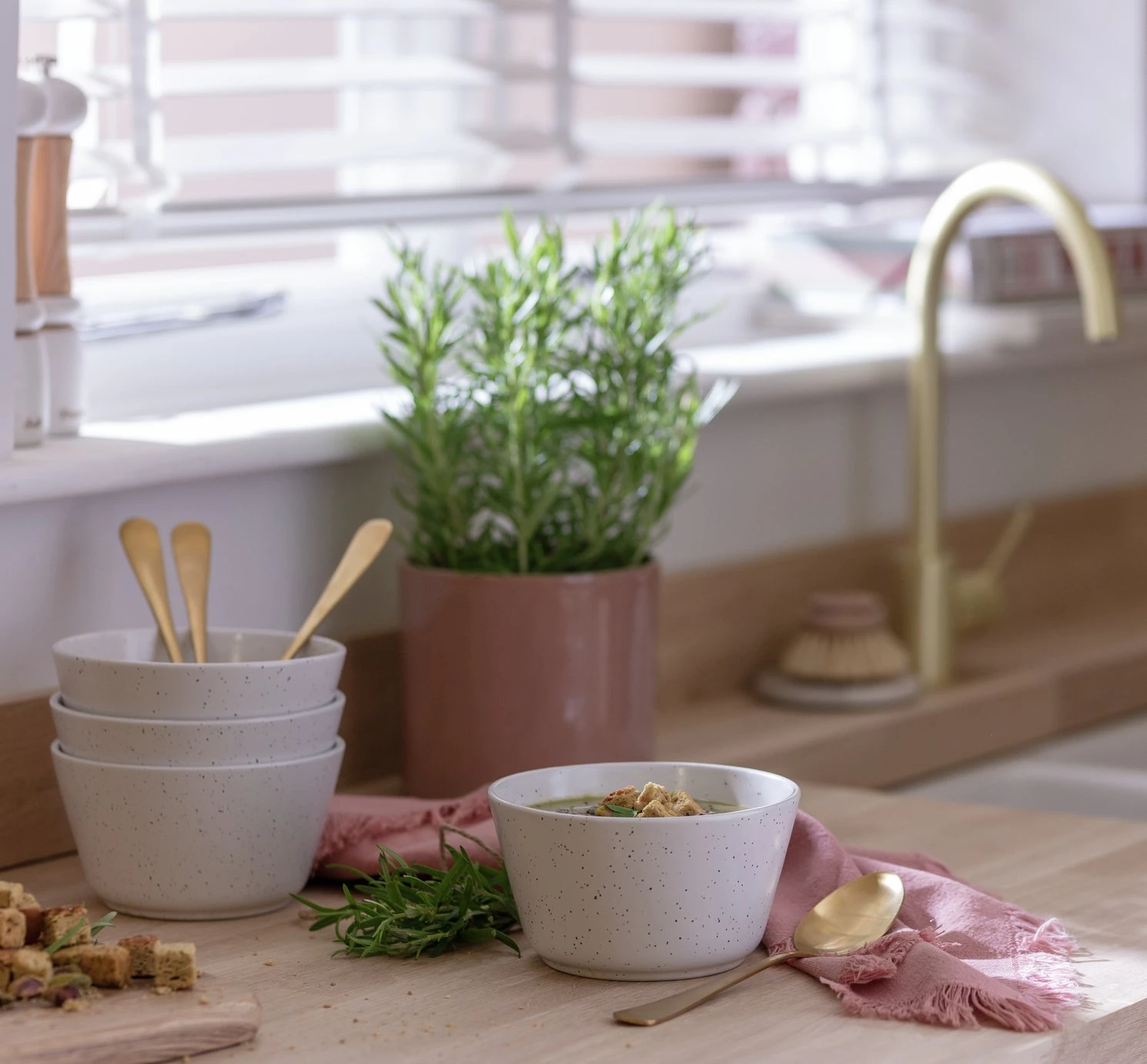 Habitat Addison Set Of 4 Stoneware Cereal Bowl - White 2 Habitat Addison Set Of 4 Stoneware Cereal Bowl - White - Image 2