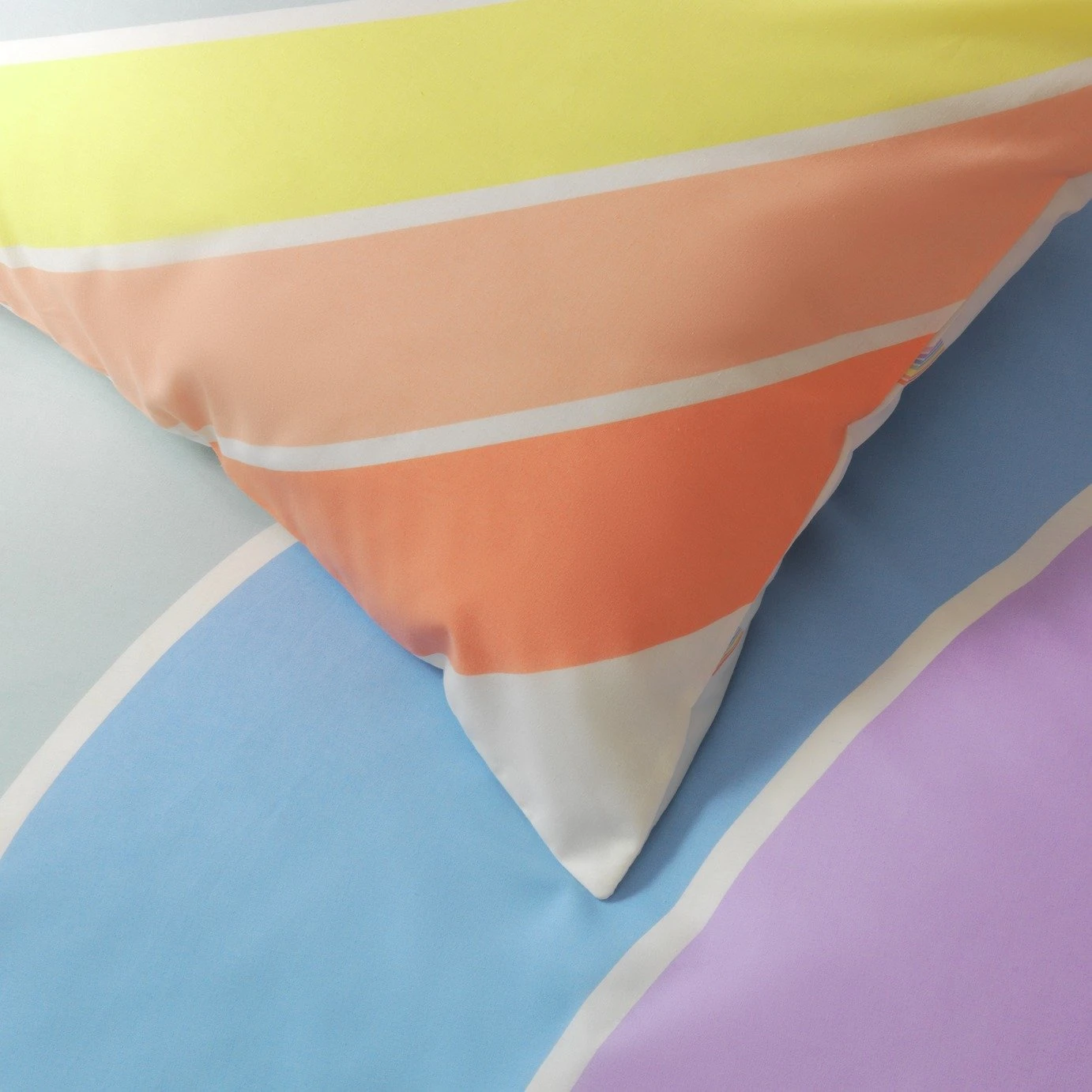 Habitat Kids Rainbow Panel Multicolour Bedding Set - Toddler 4 Habitat Kids Rainbow Panel Multicolour Bedding Set - Toddler - Image 4