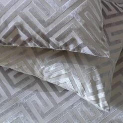 Habitat Geo Velvet Silver Bedding Set - Single -Habitat Store 9621356 R Z003A