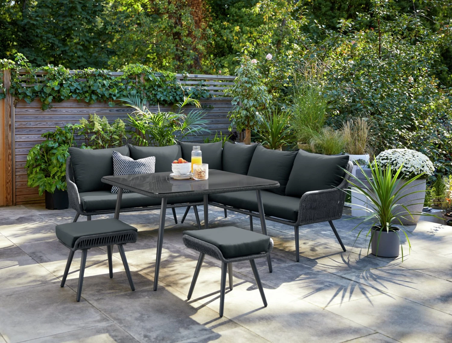 Habitat Malta 6 Seater Rattan Effect Patio Set - Black 2 Habitat Malta 6 Seater Rattan Effect Patio Set - Black - Image 2