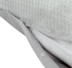 Habitat Pinsonic Velvet Plain Grey Bedding Set - Double -Habitat Store 9649338 R Z004A